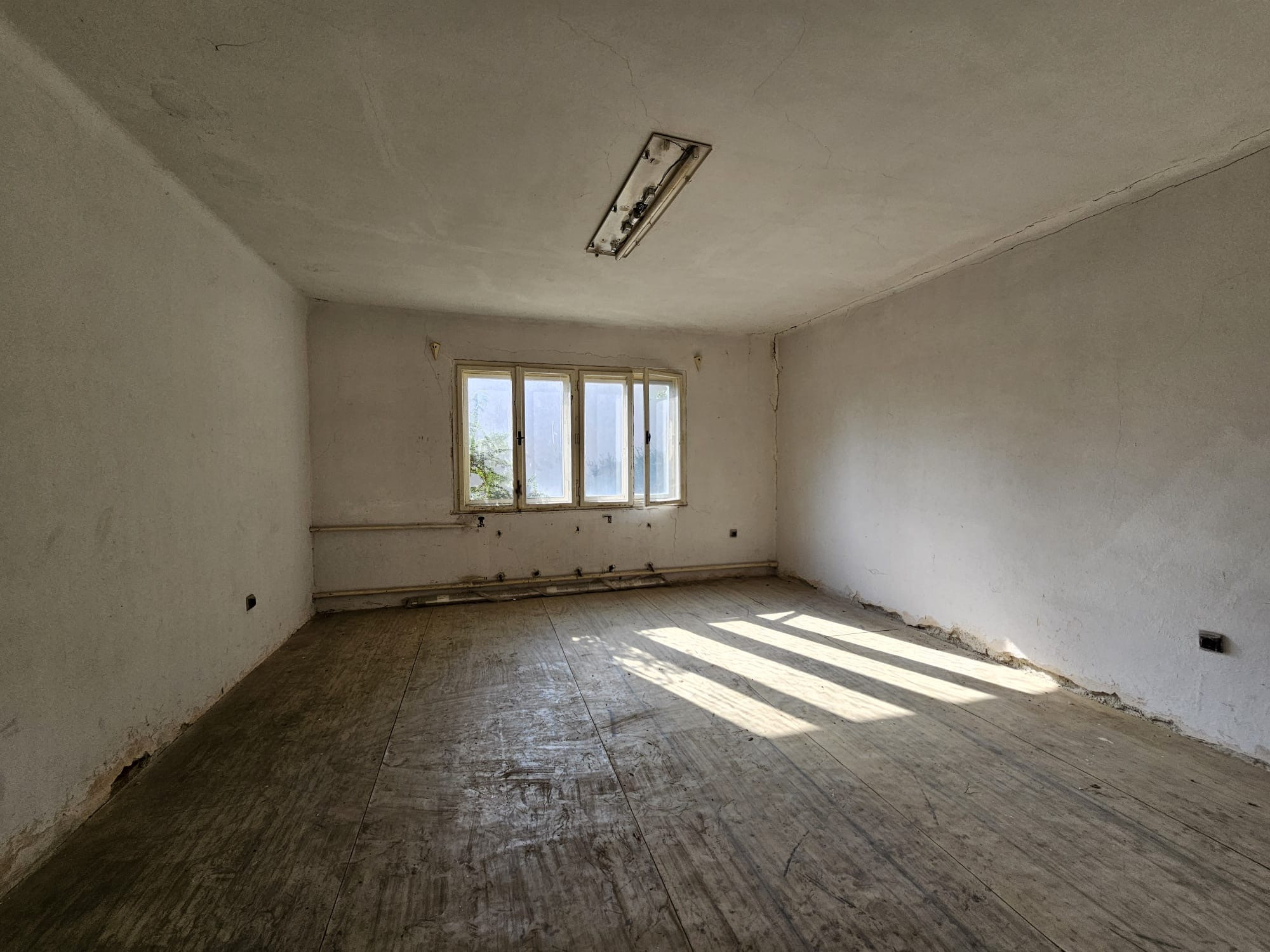 Rodinný dom v Topoľčanoch na okraji priemyselnej zóny