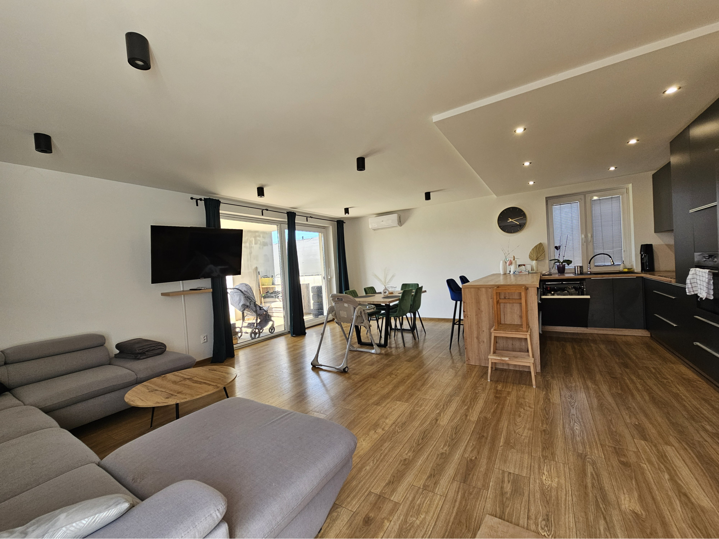 Novostavba 4i RD Kuzmice - na skok od Topoľčian - NA PREDAJ