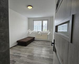 PRENÁJOM 2i bytu Bánovce, sídlisko Dubnička