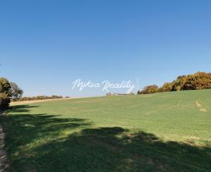 Pozemok v pokojnom prostredí 1401m2 - Veľké Hoste na predaj