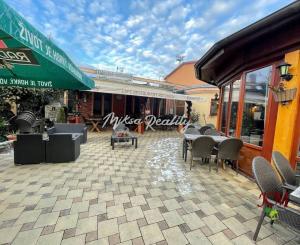 Predaj reštauračného zariadenia a priľahlých prevádzok