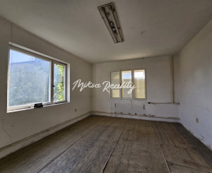 Rodinný dom v Topoľčanoch na okraji priemyselnej zóny