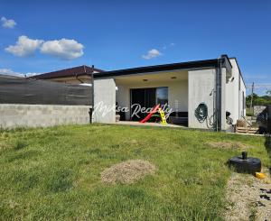 Novostavba 4i RD Kuzmice - na skok od Topoľčian - NA PREDAJ