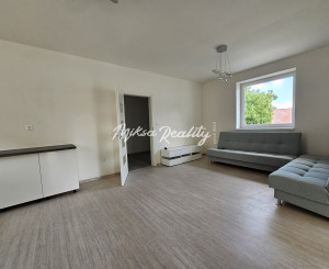 Novostavba 3 izbového bytu s parkovaním - Svinná NA PREDAJ