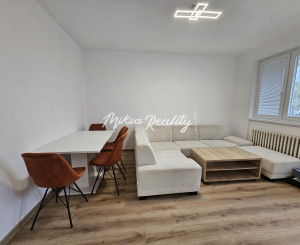 Prenájom 3 izbového bytu Trenčín, Sihoť-Švermova+PARKOVISKO