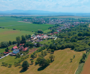 Jedinečný stavebný pozemok Dežerice NA PREDAJ