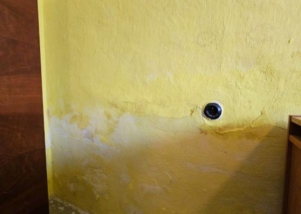 REZERVOVANÉ - Veľký RD s 2 byt. jednotkami na rovnom pozenku