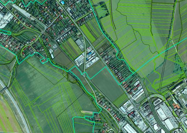 Rozsiahly pozemok 7120m2 intravilán Bánovce nad Bebravou