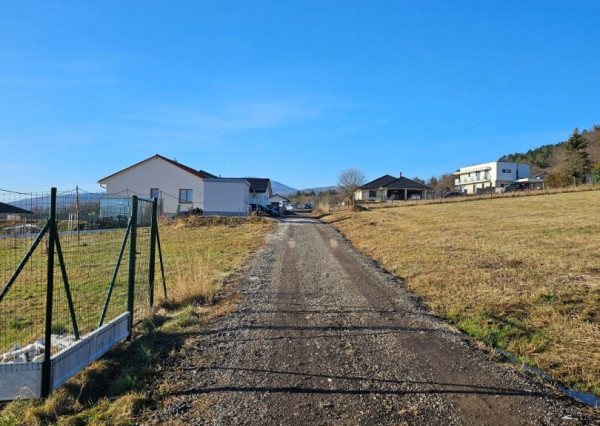 Stavebný pozemok krásny výhľad Trenčianske Mitice NA PREDAJ