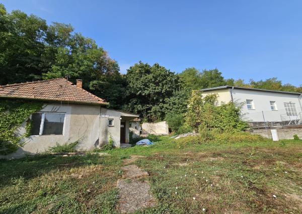 Rodinný dom v Topoľčanoch na okraji priemyselnej zóny