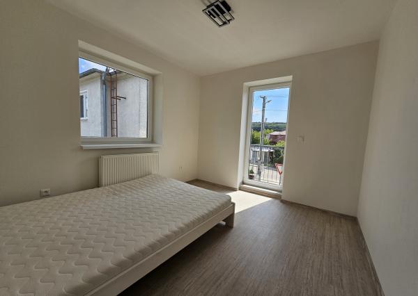 Novostavba 3 izbového bytu s parkovaním - Svinná NA PREDAJ