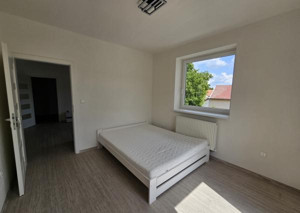 Novostavba 3 izbového bytu s parkovaním - Svinná NA PREDAJ