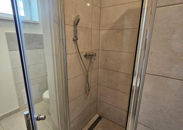 Novostavba 3 izbového bytu s parkovaním - Svinná NA PREDAJ