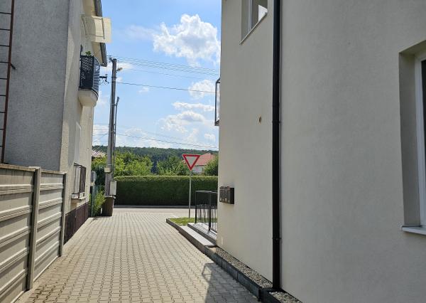 Novostavba 3 izbového bytu s parkovaním - Svinná NA PREDAJ