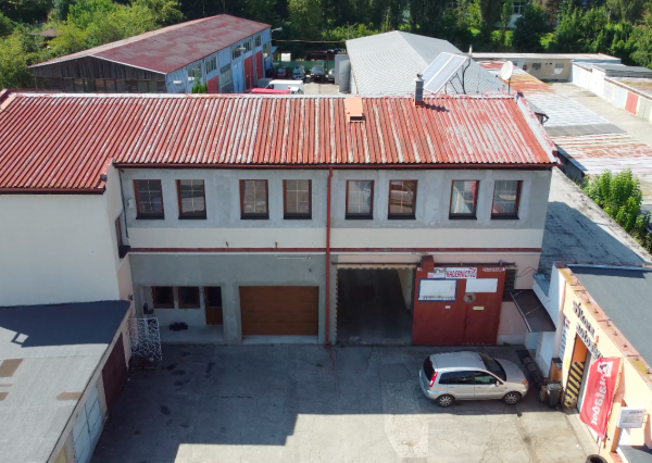 Priemyselno-polyfunkčný objekt v centre Novej Dubnice-PREDAJ