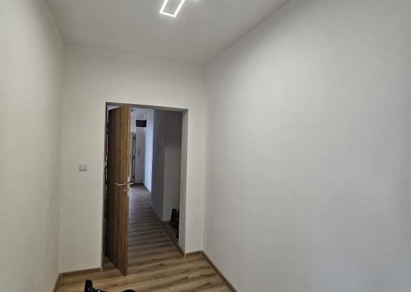 Prenájom 3 izbového bytu Trenčín, Sihoť-Švermova+PARKOVISKO