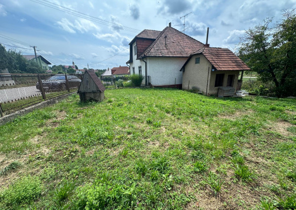 4 izbový rodinný dom v krásnom prostredí-pred rekonštrukciou