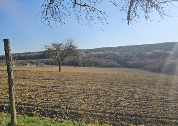 Jedinečný stavebný pozemok - 9899m2 pod Považským Inovcom