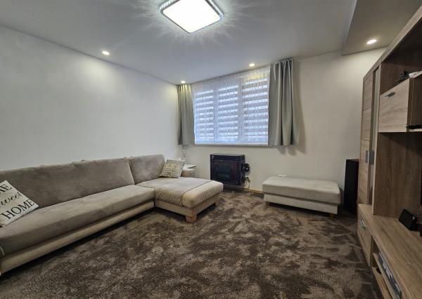 3-izbový byt po rekonštrukcii s balkónom v obci Uhrovec