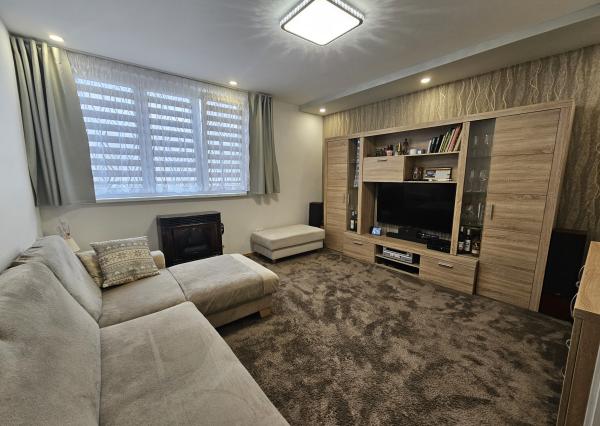 3-izbový byt po rekonštrukcii s balkónom v obci Uhrovec