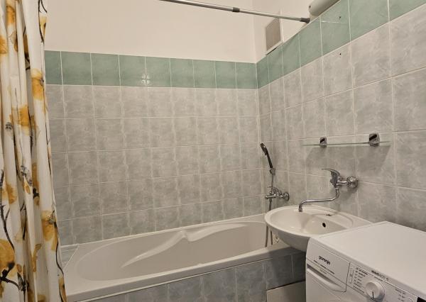 PRENÁJOM 2i bytu Bánovce, sídlisko Dubnička