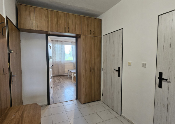 PRENÁJOM 2i bytu Bánovce, sídlisko Dubnička