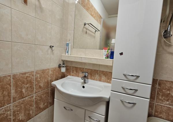 3-izbový byt po rekonštrukcii s balkónom v obci Uhrovec