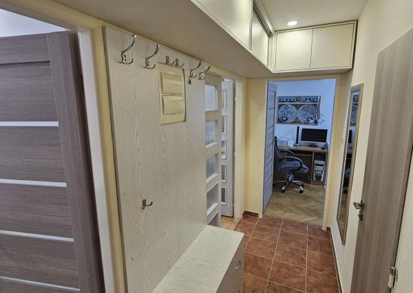 3-izbový byt po rekonštrukcii s balkónom v obci Uhrovec