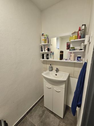 6 izbový rodinný dom - Rybany - fotografia 16
