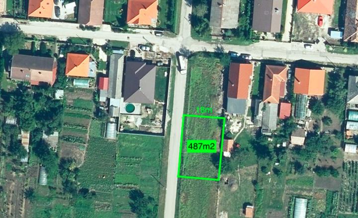 Na predaj stavebný pozemok v intraviláne obce Žihárec - 487m - fotografia 1