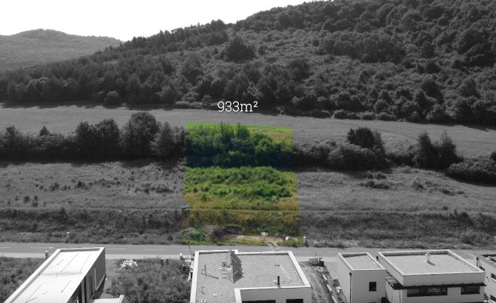 Pozemok MEDOVÉ LÚKY 933m² - 134999,- EUR - fotografia 2