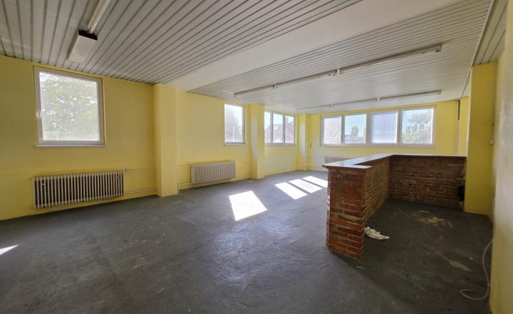 Developerská príležitosť CENTRUM Bánoviec nad Bebravou - fotografia 22