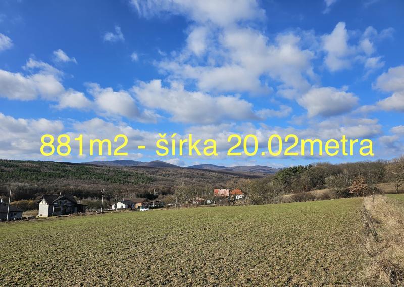 Stavebný pozemok 881m2 - Zlatníky pri Bánovciach na predaj