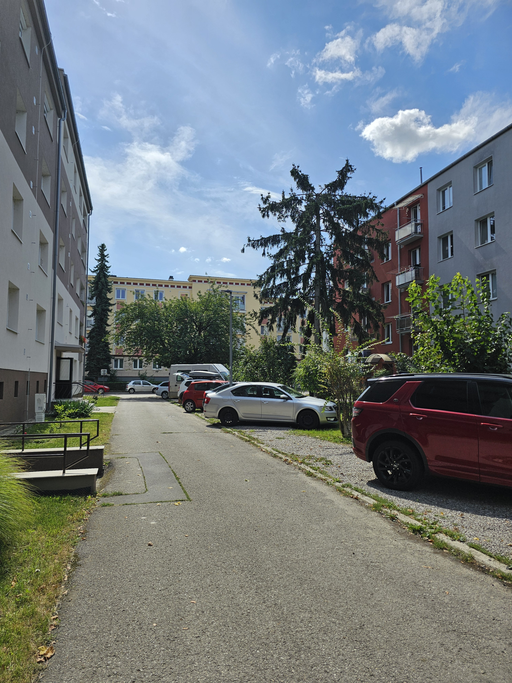 3i byt Trenčín - súkr.PARKOVISKO, SIHOŤ