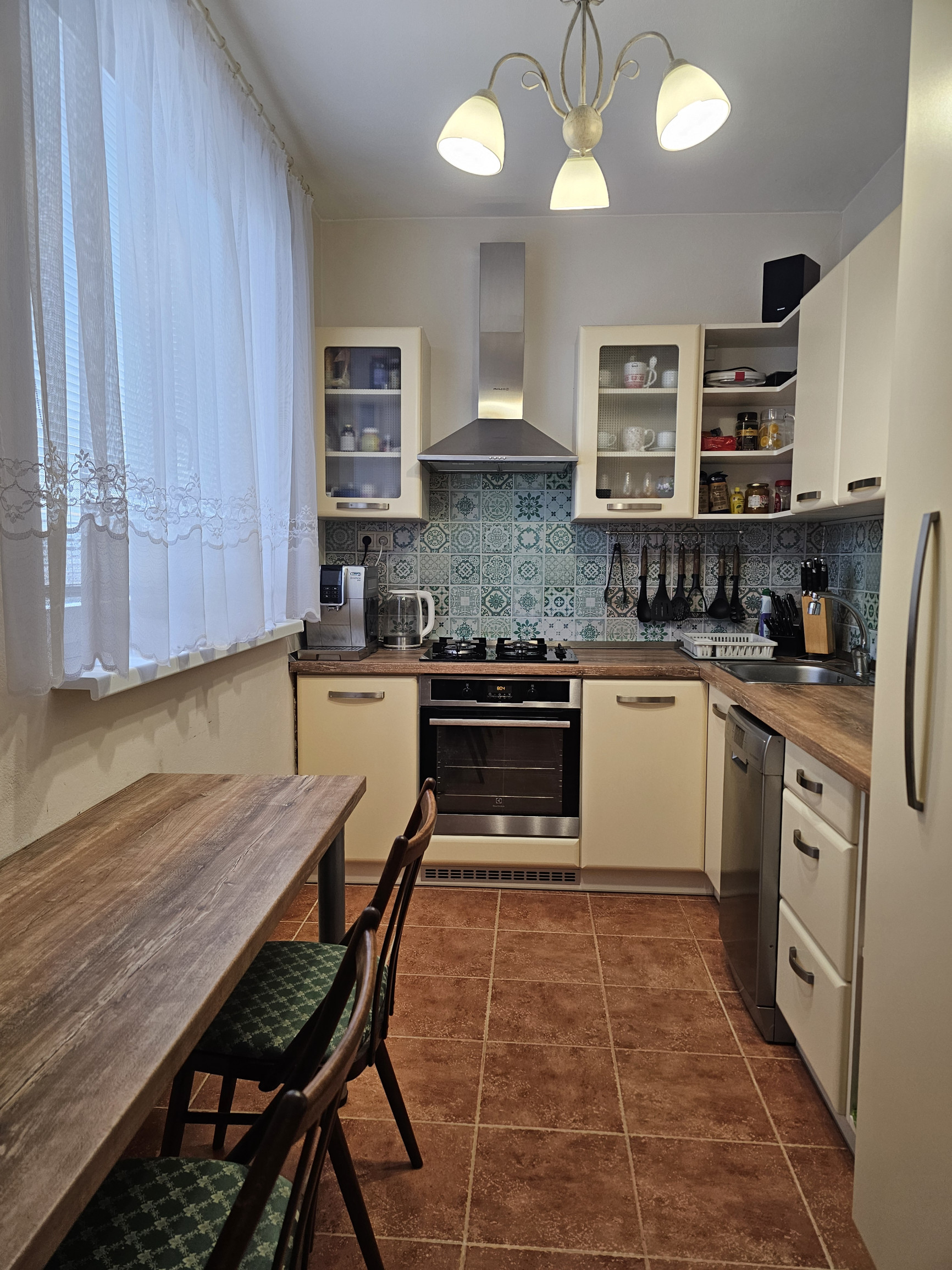 3-izbový byt po rekonštrukcii s balkónom v obci Uhrovec